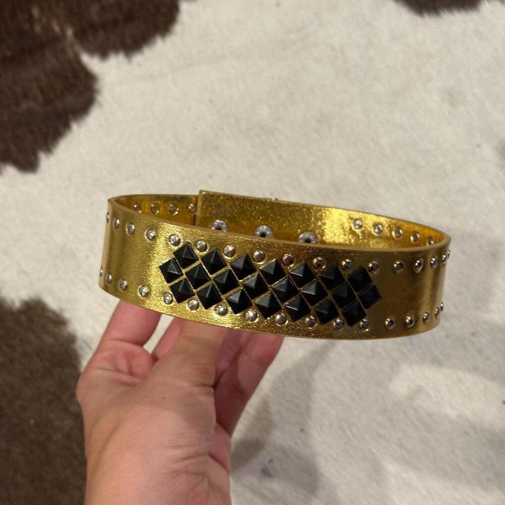 Vintage Gyaru McBling Gold Studded Choker Black Pyramid Studs